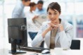/album/fotogalereya-rabota-na-domu-v-internete/dep-3366293-pretty-caucasian-business-woman-at-office-desk-jpg1/